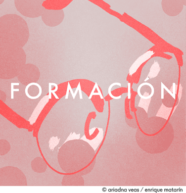 Gafas rojas con la palabra “FORMACIÓN” superpuesta sobre un fondo punteado de color rosa y rojo.
